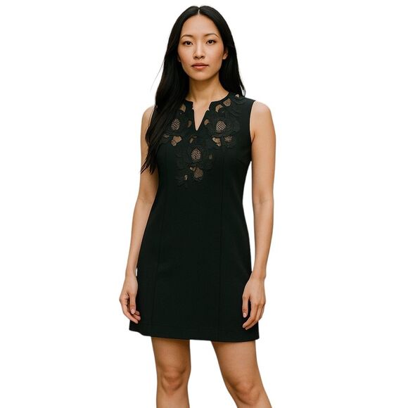 BCBGMaxAzria Dresses & Skirts - BCBGMAXAZRIA Black Lace Sleeveless Cocktail Dress XXS